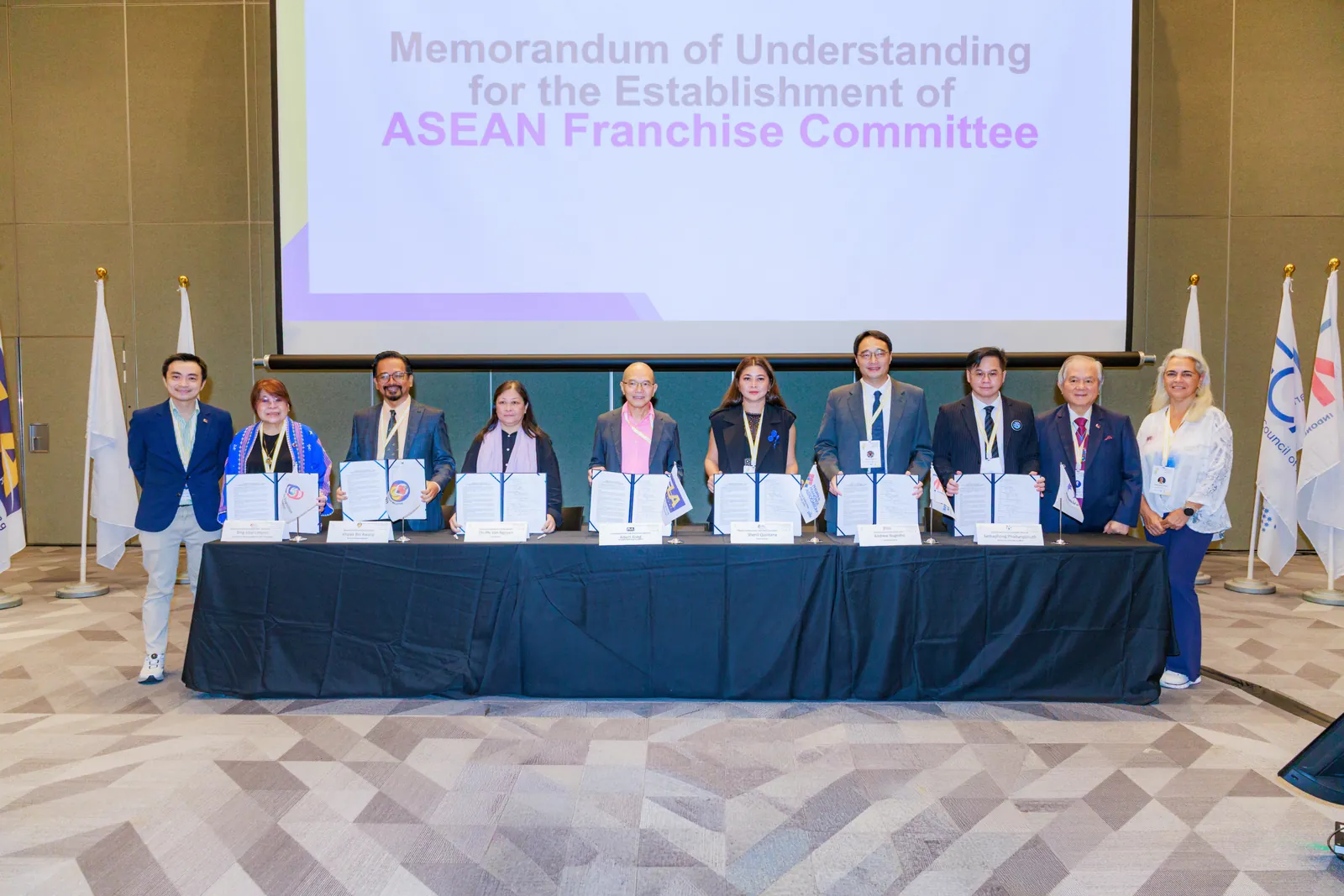 ผู้แทนสมาคมแฟรนไชส์อาเซียนร่วมลงนาม MoU จัดตั้ง ASEAN Franchise Committee