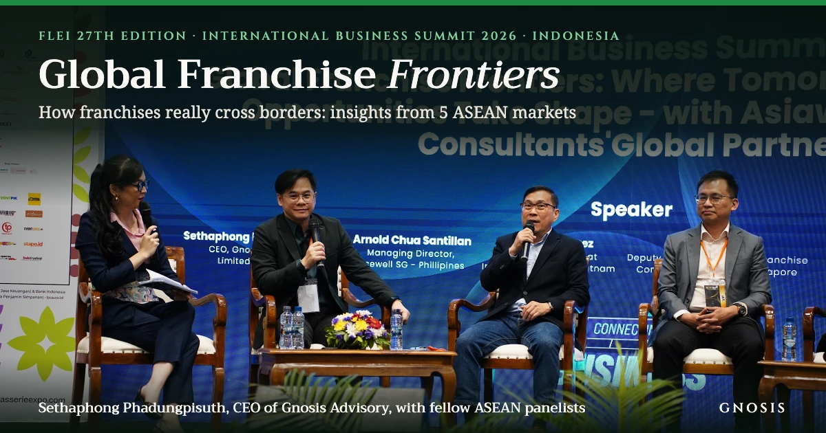 Sethaphong Phadungpisuth of Gnosis Advisory speaks with fellow ASEAN franchise panelists at the FLEI 2026 International Business Summit