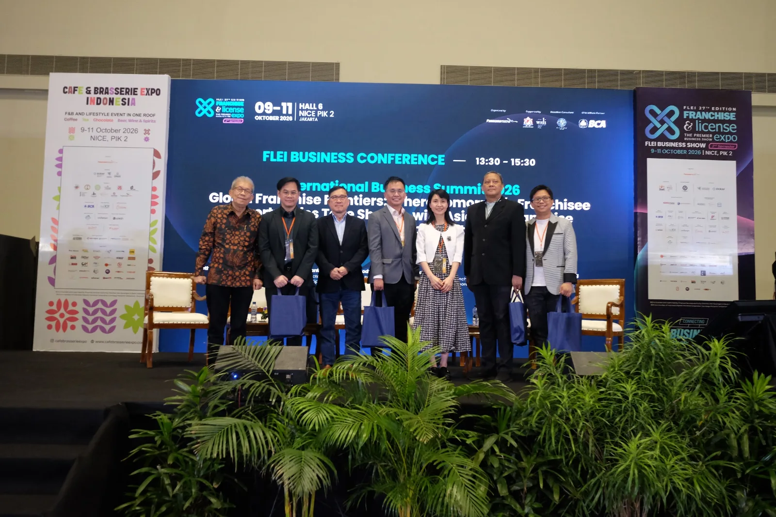 Group photo of International Business Summit 2026 speakers at Franchise & License Expo Indonesia